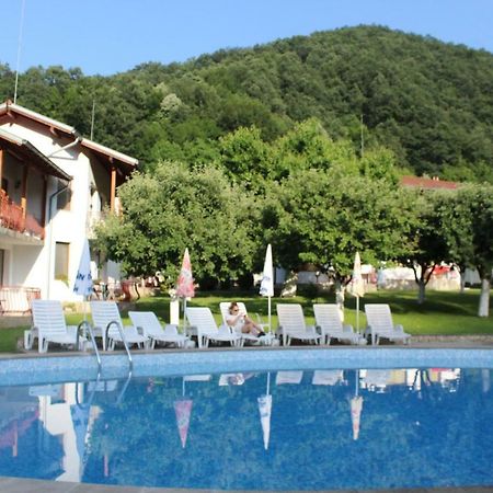 By The River Hotel Complex Balkanets  Dış mekan fotoğraf