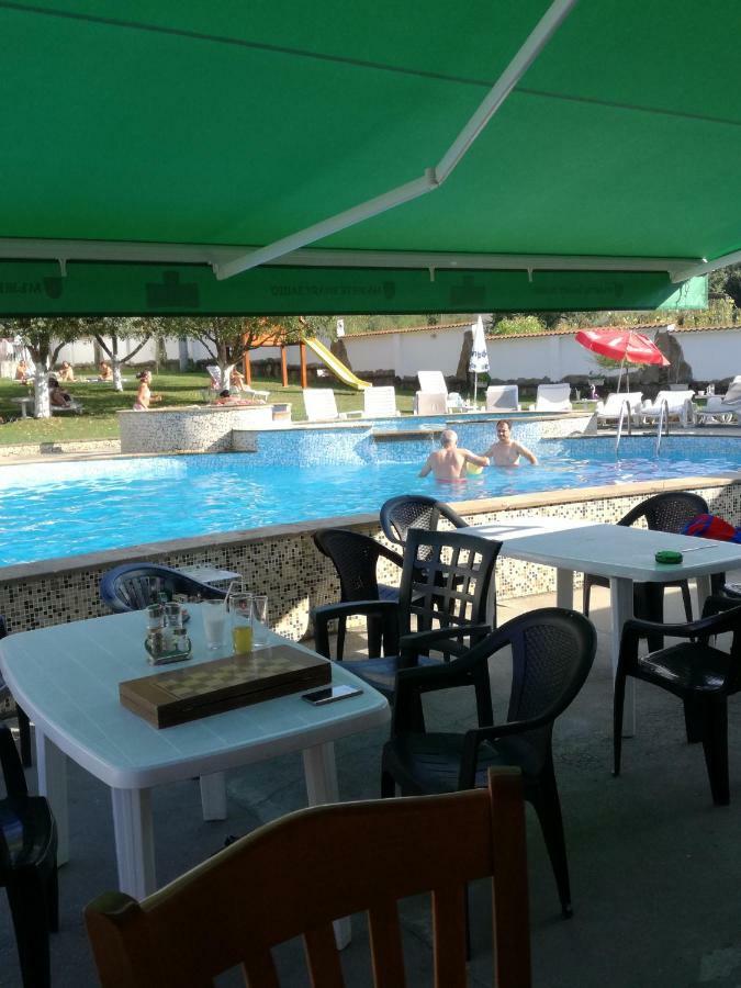 By The River Hotel Complex Balkanets  Dış mekan fotoğraf